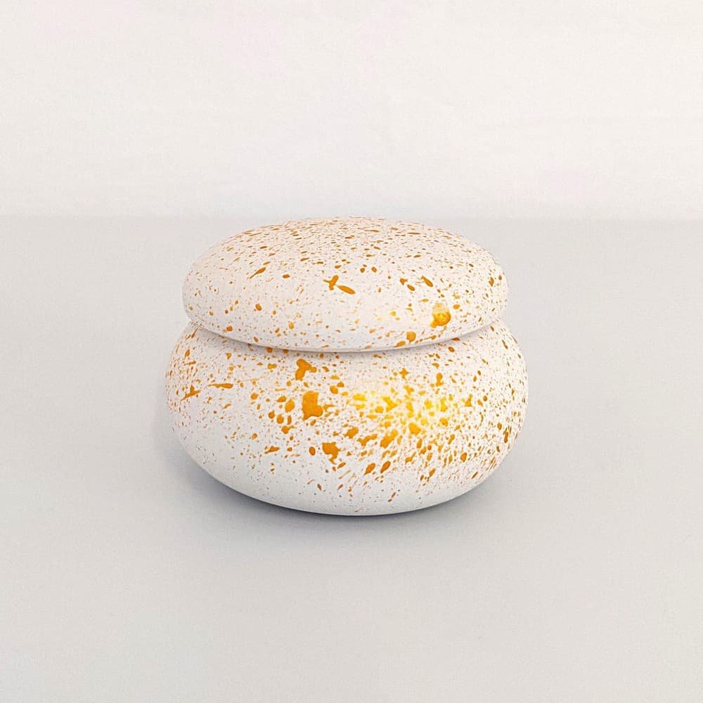 Μπομπονιέρα Γάμου Μπιζουτιέρα Μακαρόν με Χρυσές Πιτσιλιές